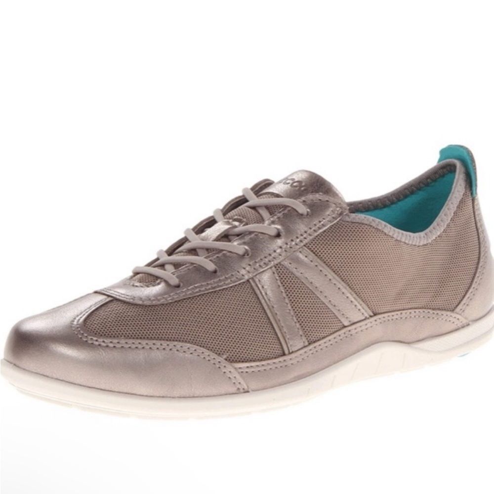 Ecco Bluma Sz9/9.5 US Lace Up Casual Sneakers Size 40 EU Made in Slovakia